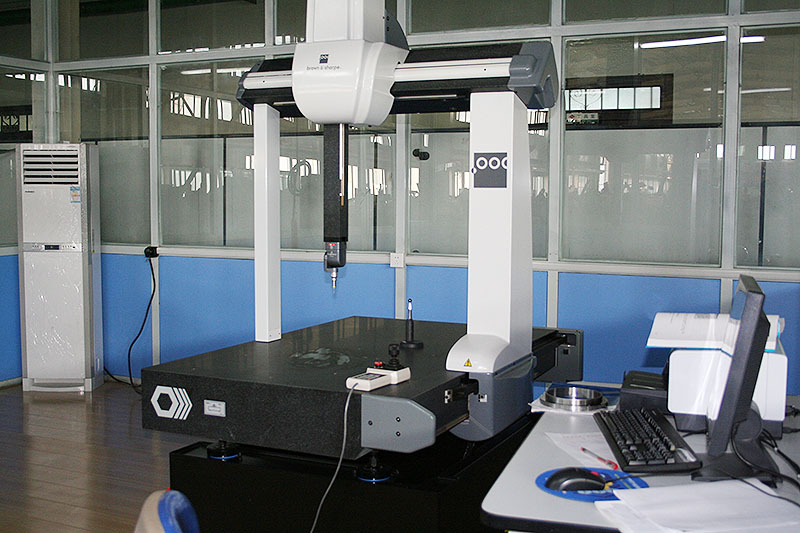 三(sān)坐標測量(liàng)機 三坐標(biāo)測量機